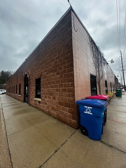 More Photos Of 1606 W 3rd St, Red Wing Storefront Retail Office For Lease