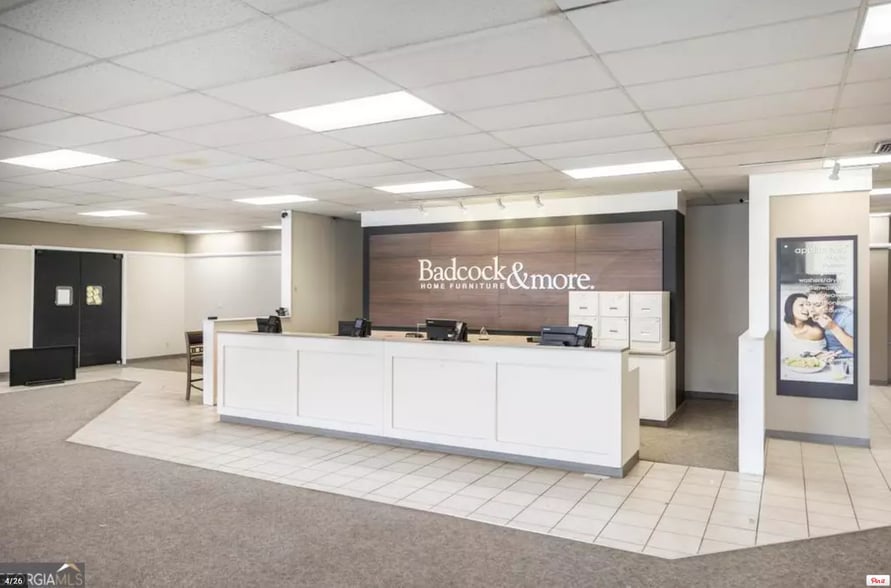 More Photos Of 910 S 7th St, Cordele Freestanding For Sale