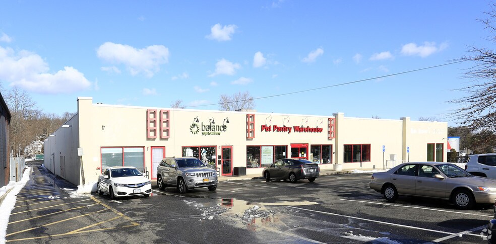 More Photos Of 2444-2460 Boston Post Rd, Larchmont Unknown For Lease