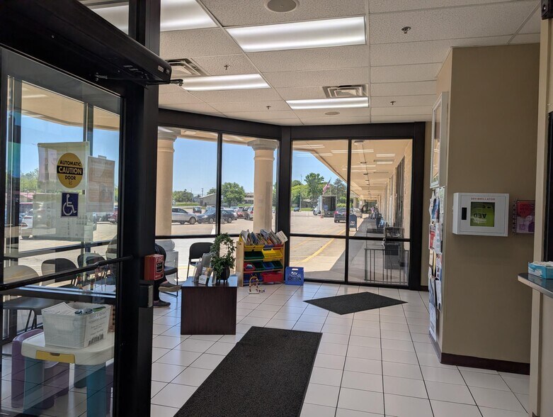 More Photos Of 935 S South St, Wilmington Unknown For Lease