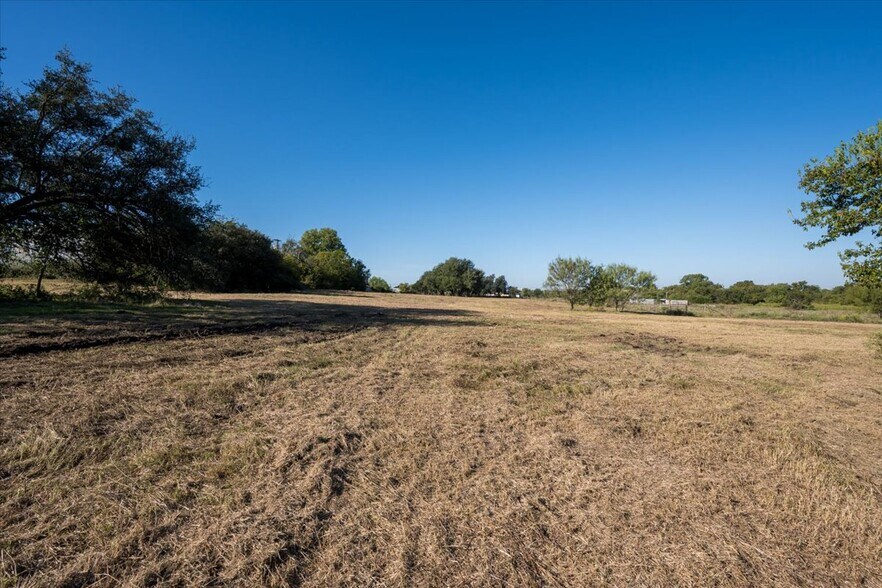 More Photos Of 1401 E Washington St, Stephenville Land For Sale