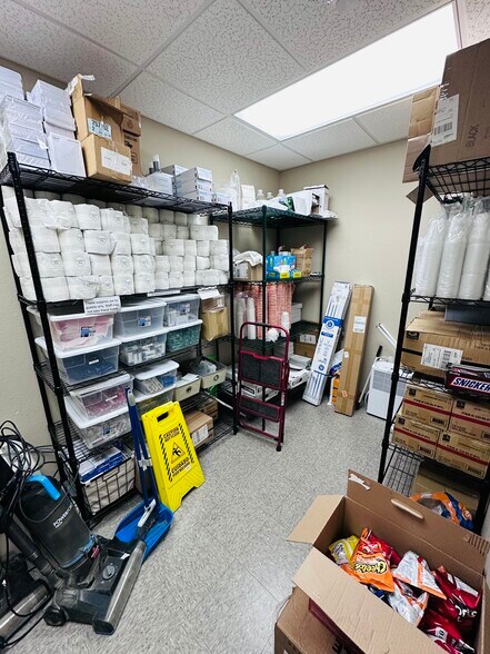 More Photos Of 4450 Rhea County Hwy, Dayton Hotel For Sale