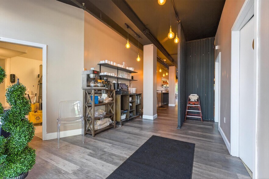 More Photos Of 90-94 Bank St, New London Storefront For Sale