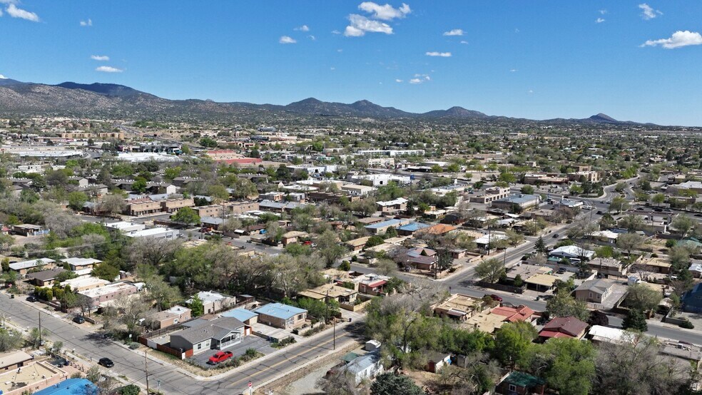 More Photos Of 1607 5th St, Santa Fe Apartments For Sale