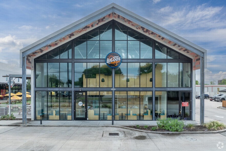 More Photos Of 1225 W 34th St, Houston Unknown For Lease