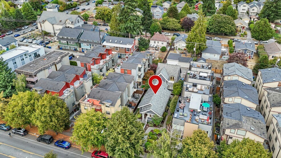 More Photos Of 5932 California Ave SW, Seattle Office Residential For Sale
