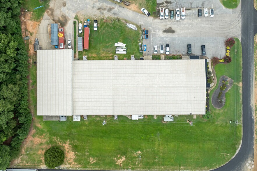 More Photos Of 501 Atkinson St, Clayton Flex For Sale