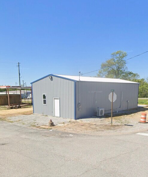 More Photos Of 310 Walker St, Hackleburg Storefront Retail Office For Sale