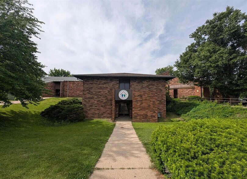 Primary Photo Of 6400 N University St, Peoria Religious Facility For Lease