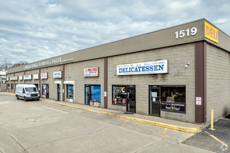Primary Photo Of 1509-1519 Rocky Point Rd, Middle Island Freestanding For Lease