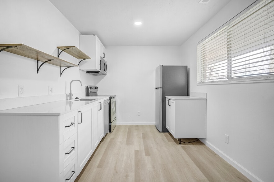 More Photos Of 254 N 700 W, Provo Apartments For Sale