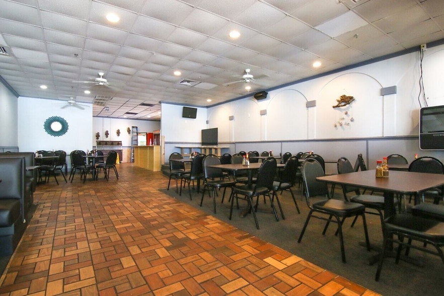 More Photos Of 25405 Perdido Beach Blvd, Orange Beach General Retail For Lease