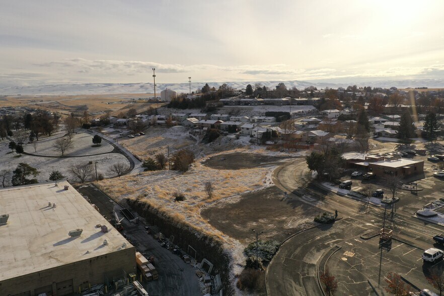 More Photos Of SW 30th Street @ Southgate/ Hwy 395, Pendleton Land For Sale