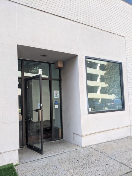 More Photos Of 38-56 Fairfield Ave, Bridgeport Office For Lease