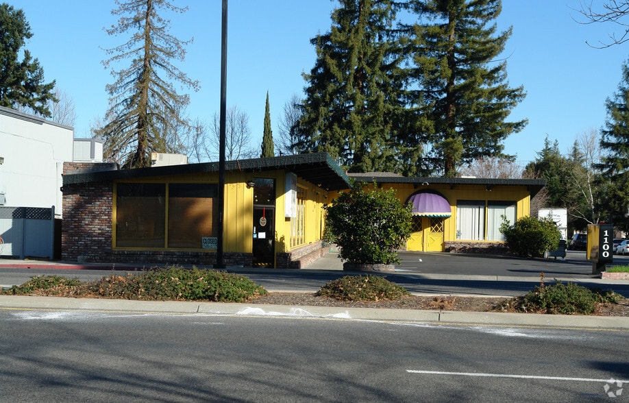 Primary Photo Of 1100 W El Camino Real, Mountain View Restaurant For Lease