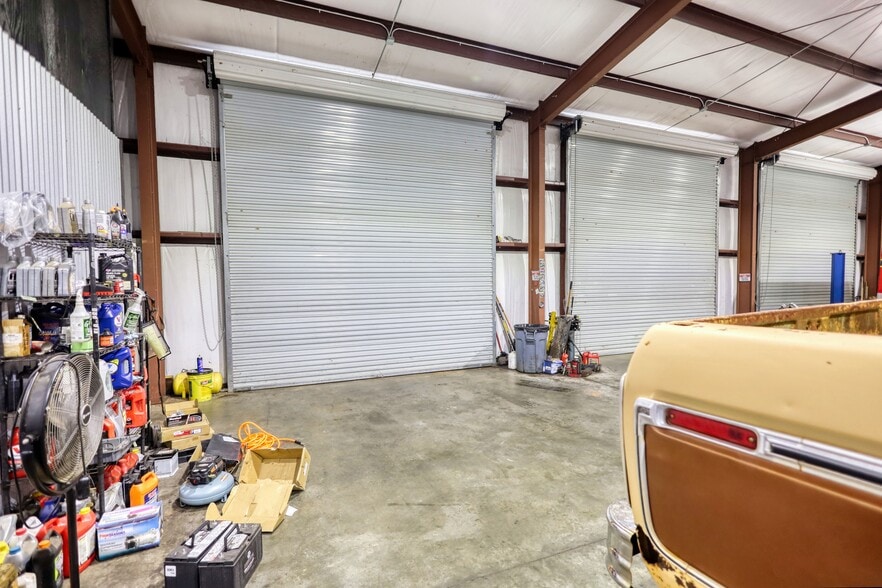 More Photos Of 200 Railroad St, Monticello Industrial For Sale