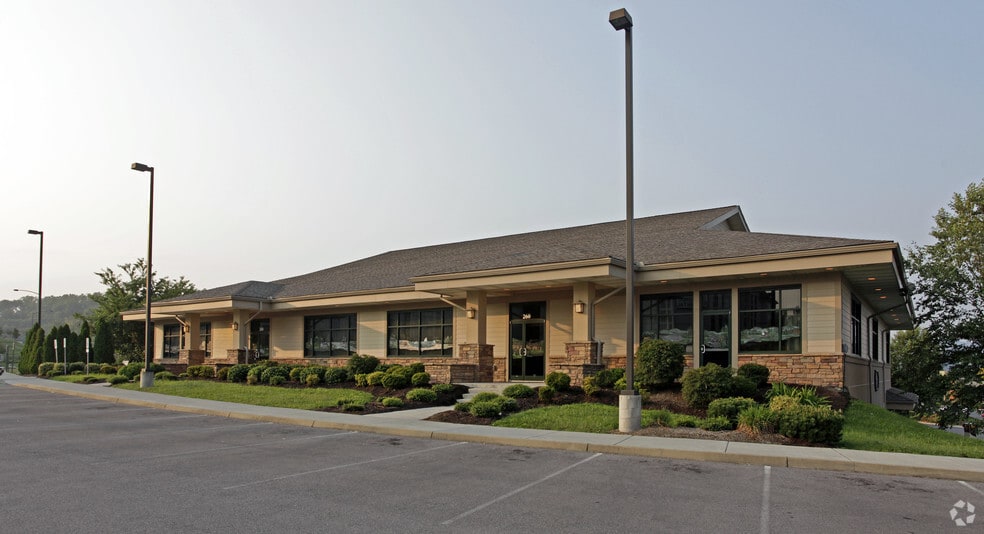 More Photos Of 196-236 Collier Dr, Sevierville Unknown For Lease