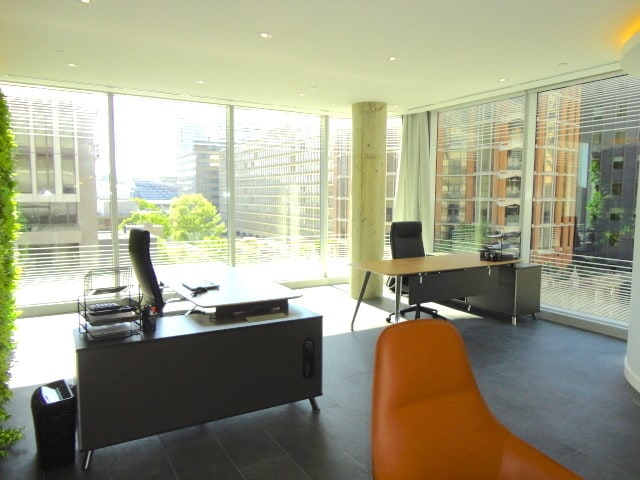 More Photos Of 7 St. Thomas St, Toronto Medical For Sale