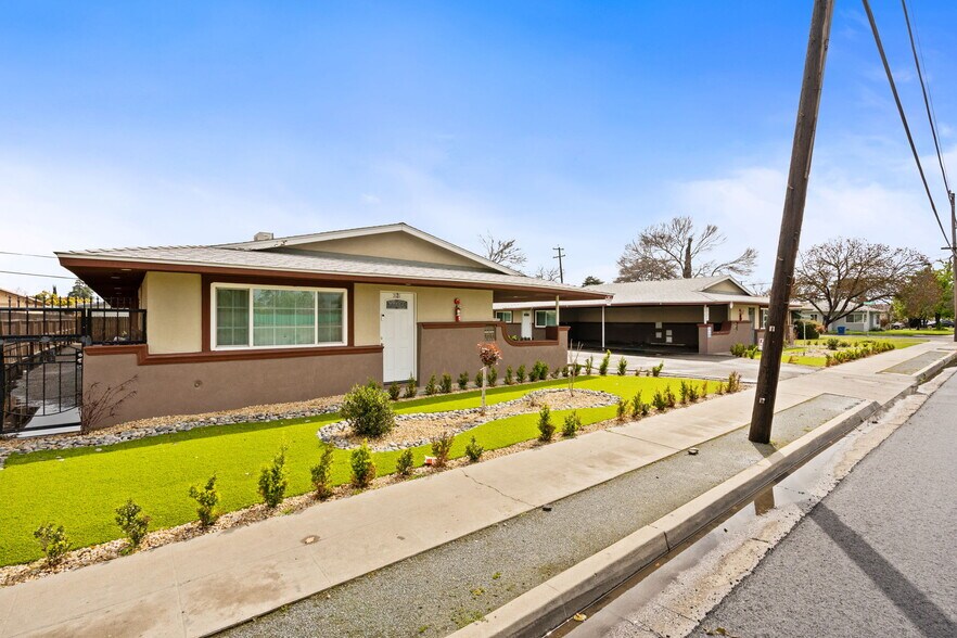 More Photos Of 3012-3028 N Fruit Ave, Fresno Apartments For Sale