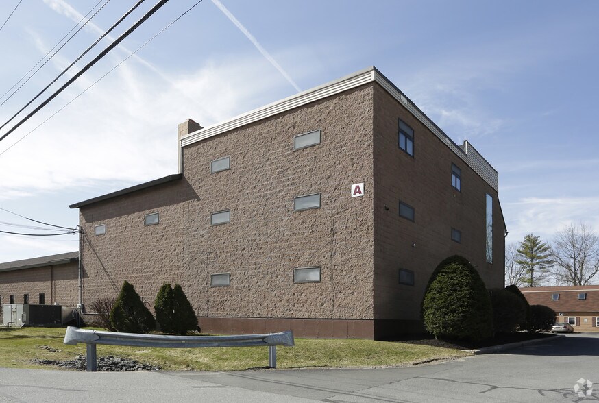 More Photos Of 400 Riverside St, Portland Medical For Lease
