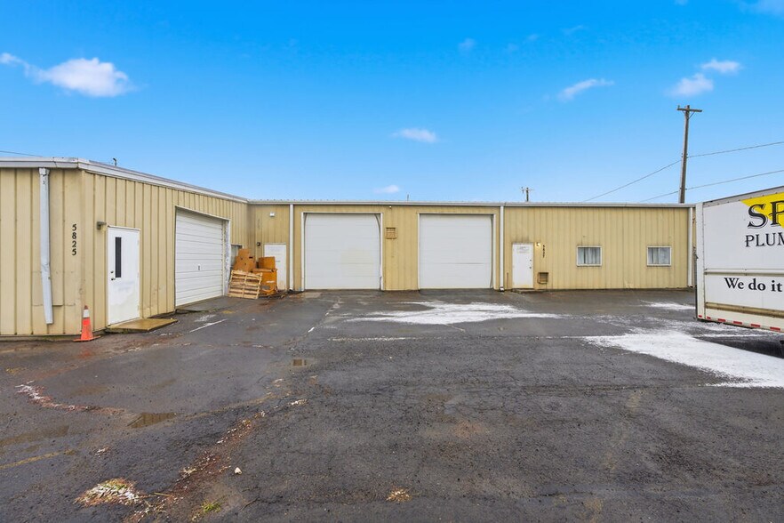 More Photos Of 5823 N Florida St, Spokane Manufacturing For Lease