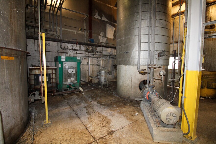 More Photos Of 6059 159th St, Galva Food Processing For Sale