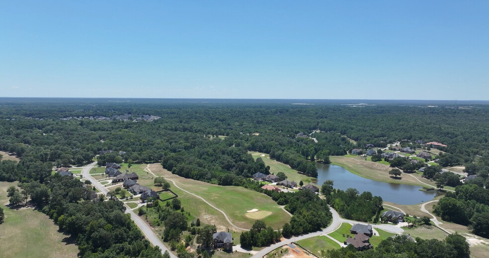 More Photos Of 128 Oakview Club Dr, Macon-Bibb Golf Course Driving Range For Sale