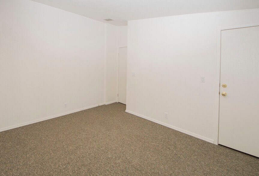 More Photos Of 6885 Bauman St, Bonners Ferry Office Residential For Lease