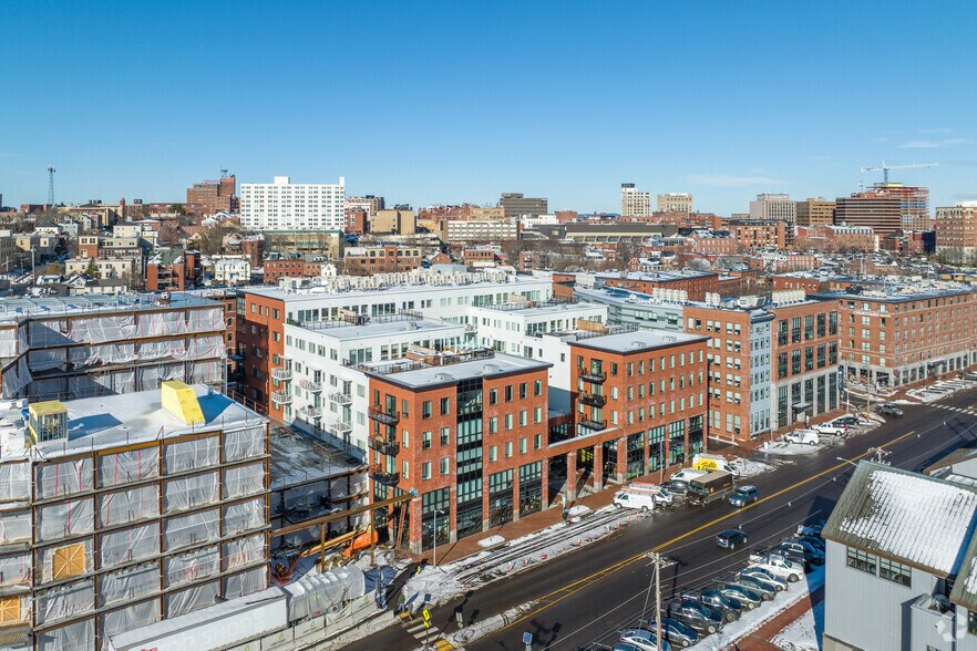 More Photos Of 383 Commercial St, Portland Apartments For Sale