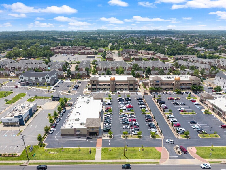 More Photos Of 2235 Dave Ward Dr, Conway Storefront Retail Office For Lease
