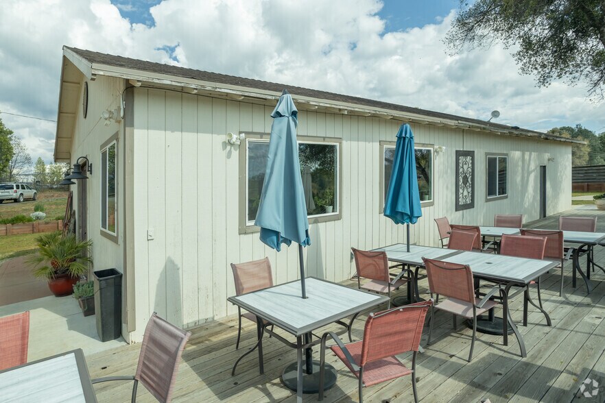 More Photos Of 7449 Fairplay Rd, Somerset Specialty For Sale