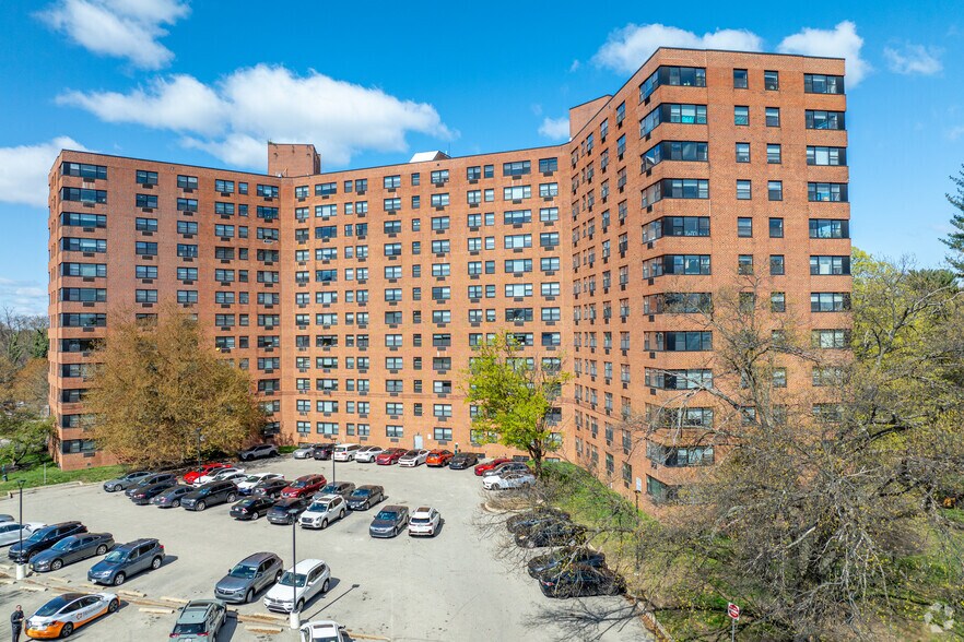 Primary Photo Of 633 W Rittenhouse St, Philadelphia Apartments For Lease