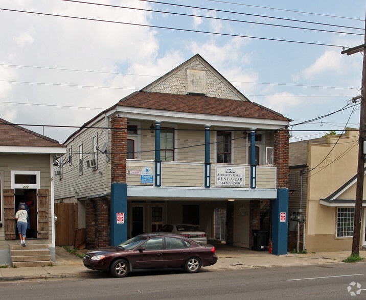 More Photos Of 211 S Broad St, New Orleans Storefront For Lease