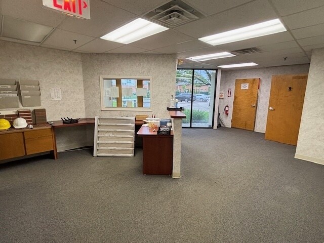 More Photos Of 9870 A Redhill Dr, Blue Ash Flex For Lease