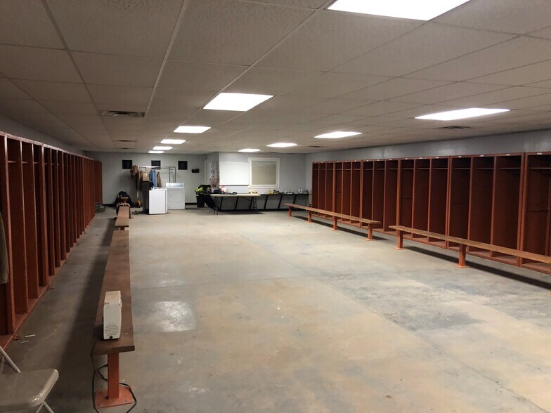 More Photos Of 11823 Highway 8, Fairview Industrial For Sale