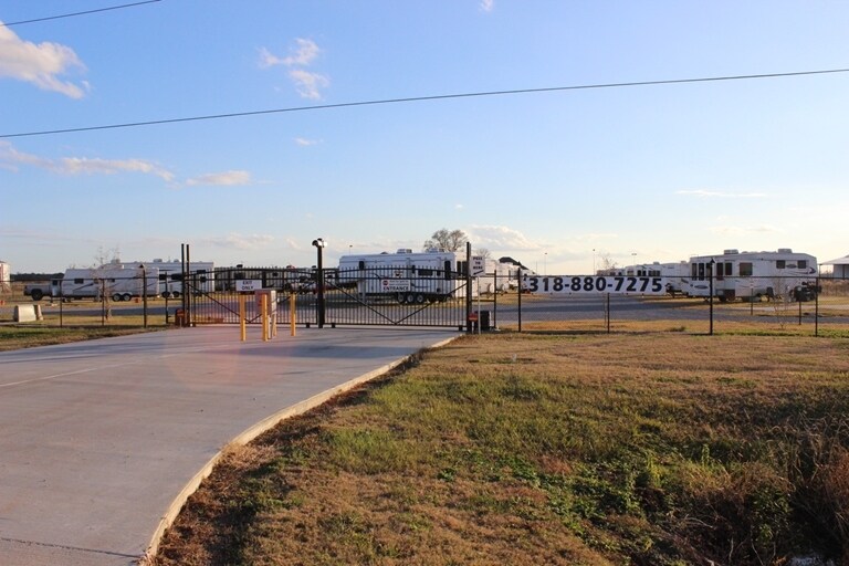 Primary Photo Of 7213 Highway 1, Boyce Manufactured Housing Mobile Home Park For Sale