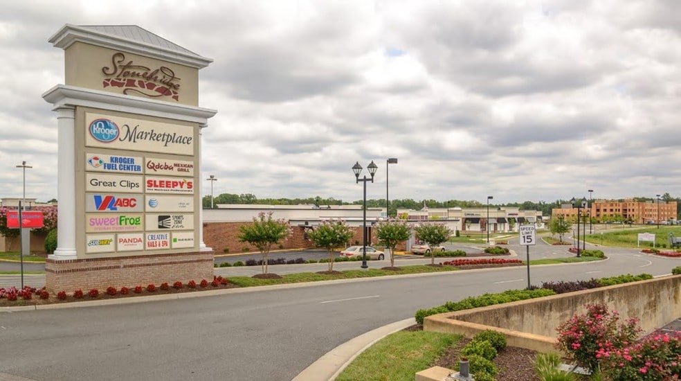 More Photos Of 221 Stonebridge Plaza Ave, North Chesterfield Medical For Sale