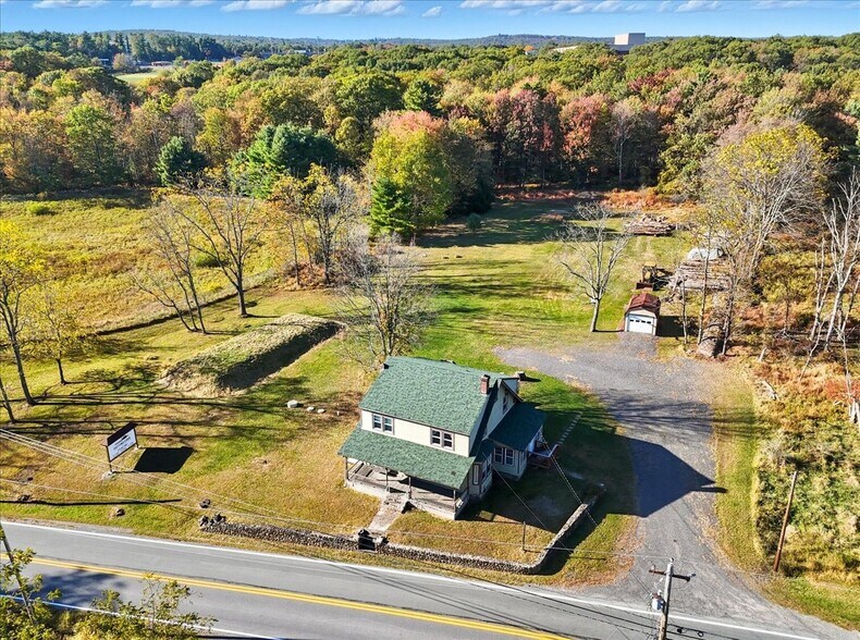 More Photos Of 221 Upper Swiftwater Rd, Cresco Apartments For Sale