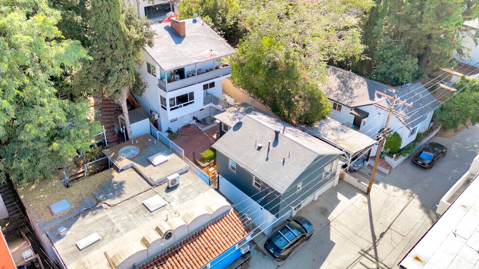 More Photos Of 3662 Fredonia Dr, Los Angeles Apartments For Sale