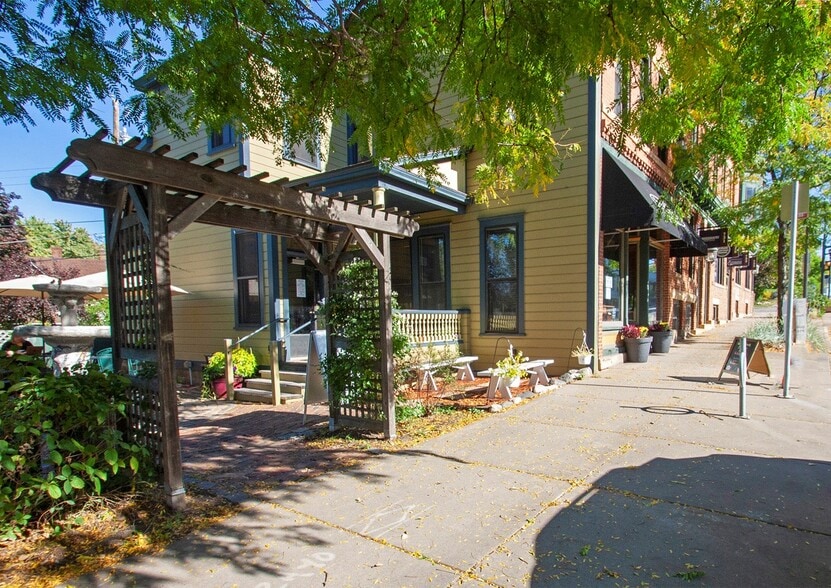 More Photos Of 729-733 7th St E, Saint Paul Storefront Retail Residential For Lease