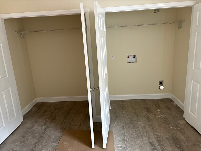 More Photos Of 198 Cowan St, Rutherfordton Apartments For Sale