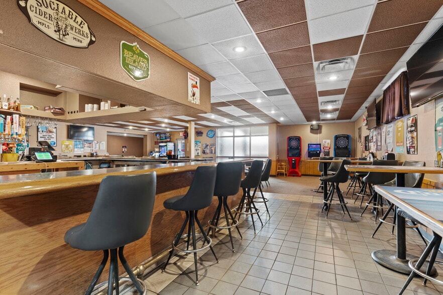 More Photos Of 118 Railroad Ave NE, Mora General Retail For Sale