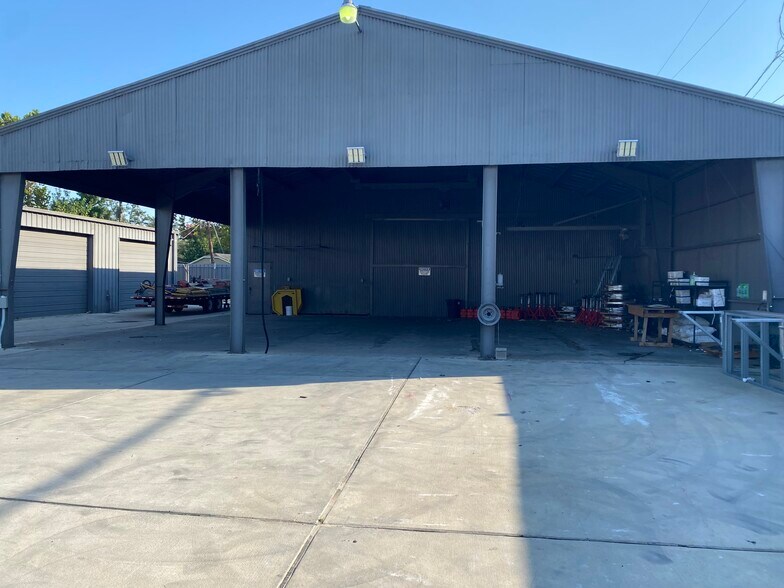 More Photos Of 308 St George Ave, New Orleans Service For Sale