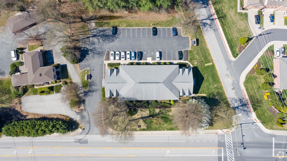 More Photos Of 900 S Main St, Bel Air Office For Sale
