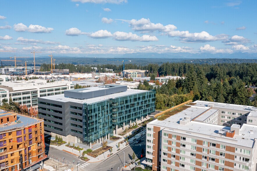 More Photos Of 15550 NE Turing St, Redmond Office For Lease