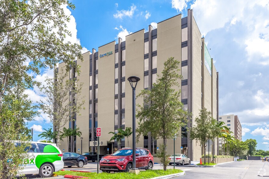 More Photos Of 1840 W 49th St, Hialeah Medical For Lease