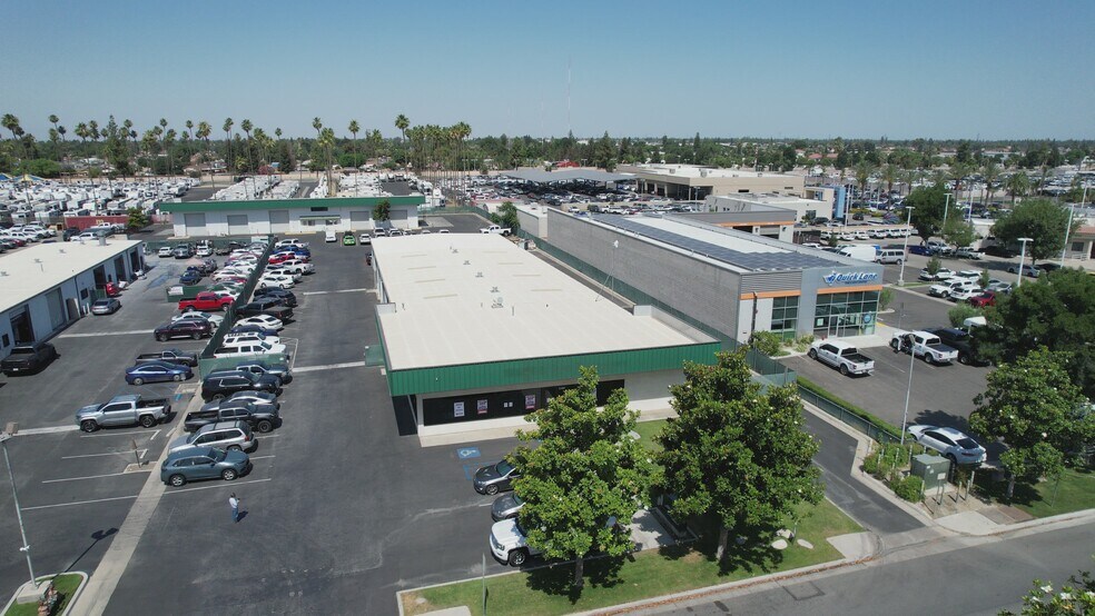 Primary Photo Of 5401 Gasoline Alley Dr, Bakersfield Service For Lease