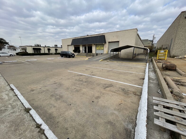 More Photos Of 2663-2669 Tarna Dr, Dallas Warehouse For Lease