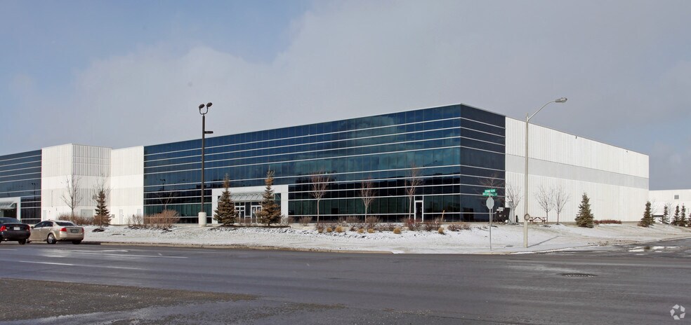 Primary Photo Of 400 Zenway Blvd, Vaughan Warehouse For Lease