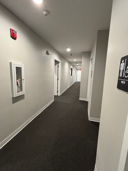 More Photos Of 701 E South St, Orlando Office For Sale